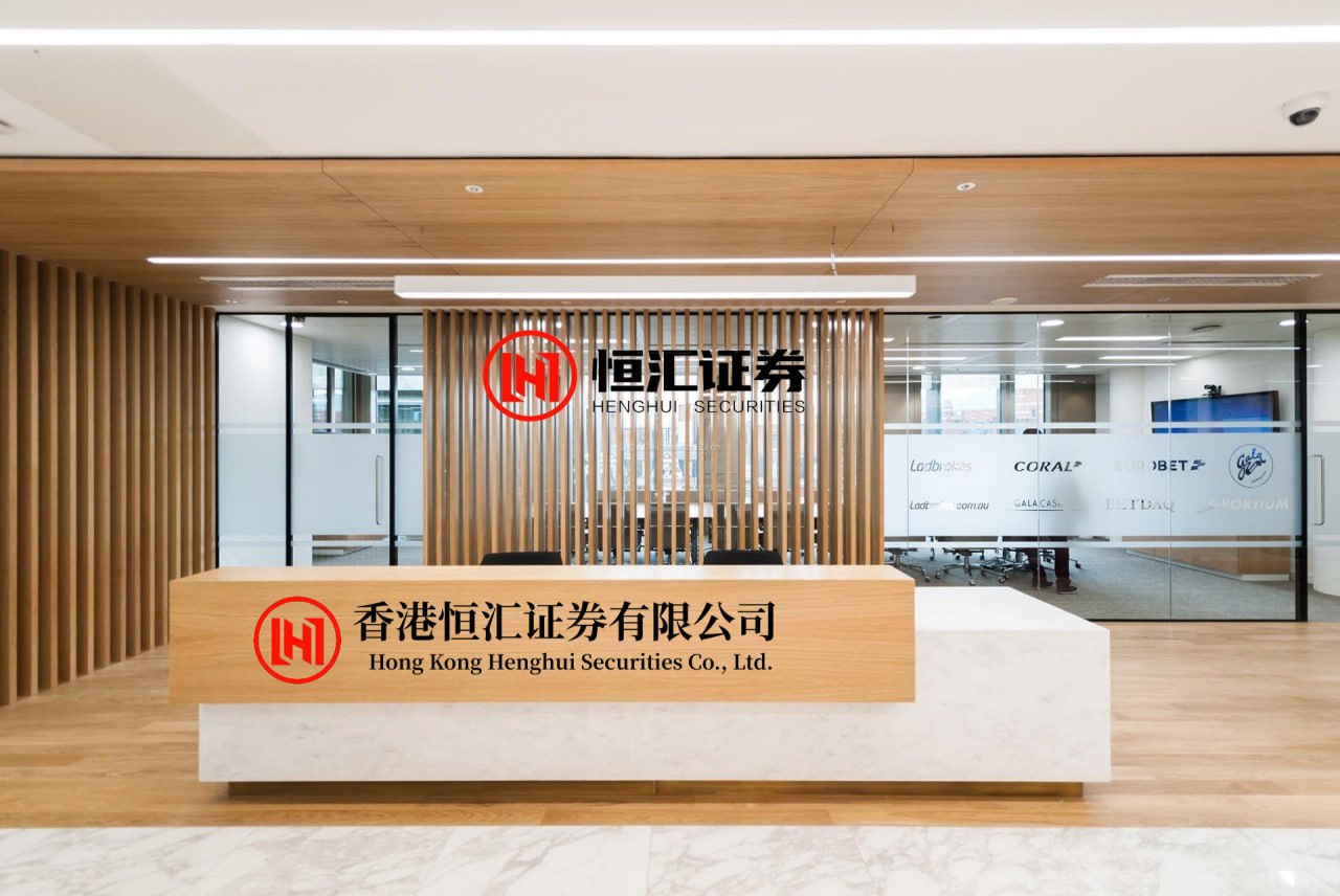 富兴配资端 父母邦旅行爆雷了